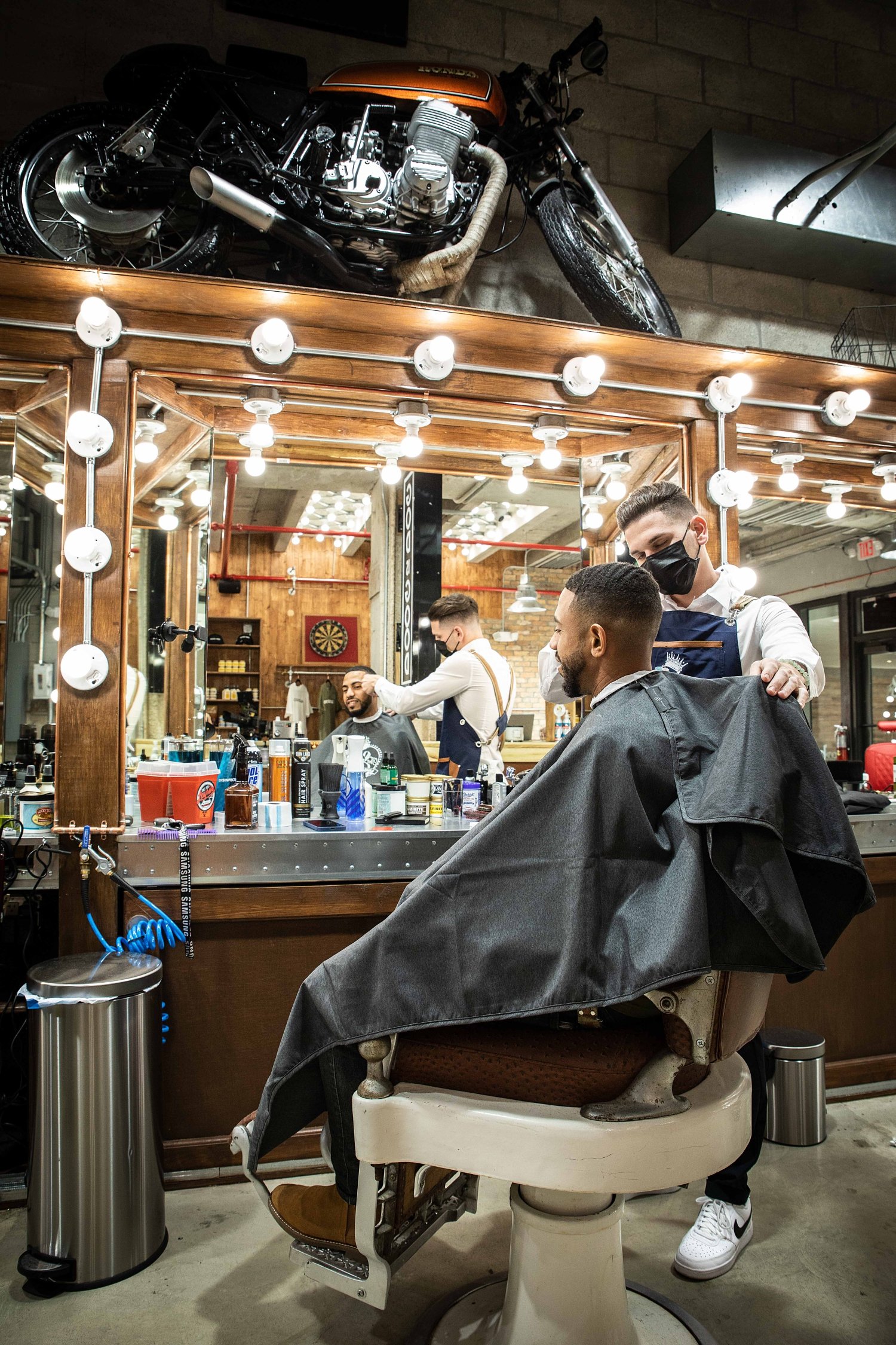 The Spot Barbershop Cocowalk