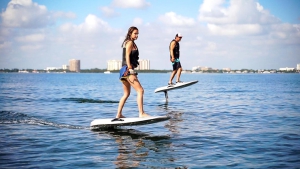Las mejores Experiencias en Miami desde una Perspectiva Diferente: Deportes Acuaticos para Todos los Niveles
