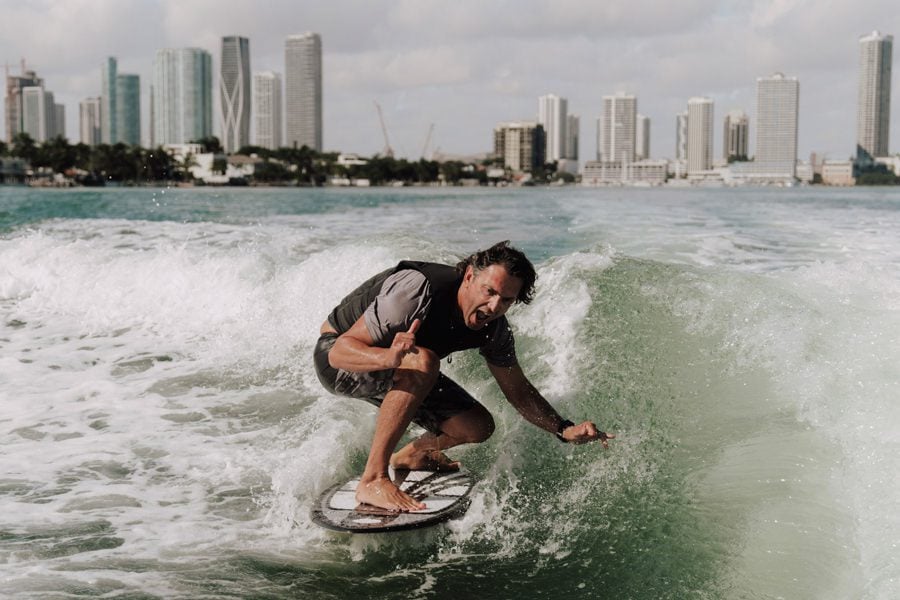 Date un chapuzón en Miami Deportes acuáticos para buscadores de aventuras