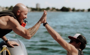 Las mejores Experiencias en Miami desde una Perspectiva Diferente: Deportes Acuaticos para Todos los Niveles