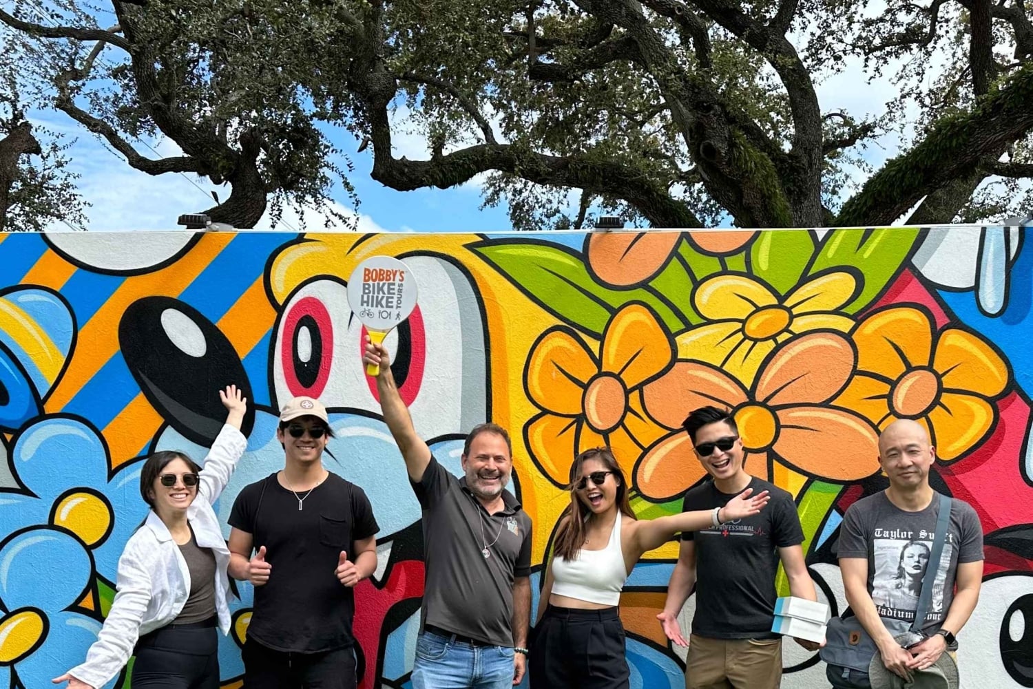 Visita guiada a pie por el barrio y el arte callejero de Wynwood Walls