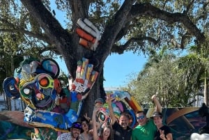 Visita guiada a pie por el barrio y el arte callejero de Wynwood Walls