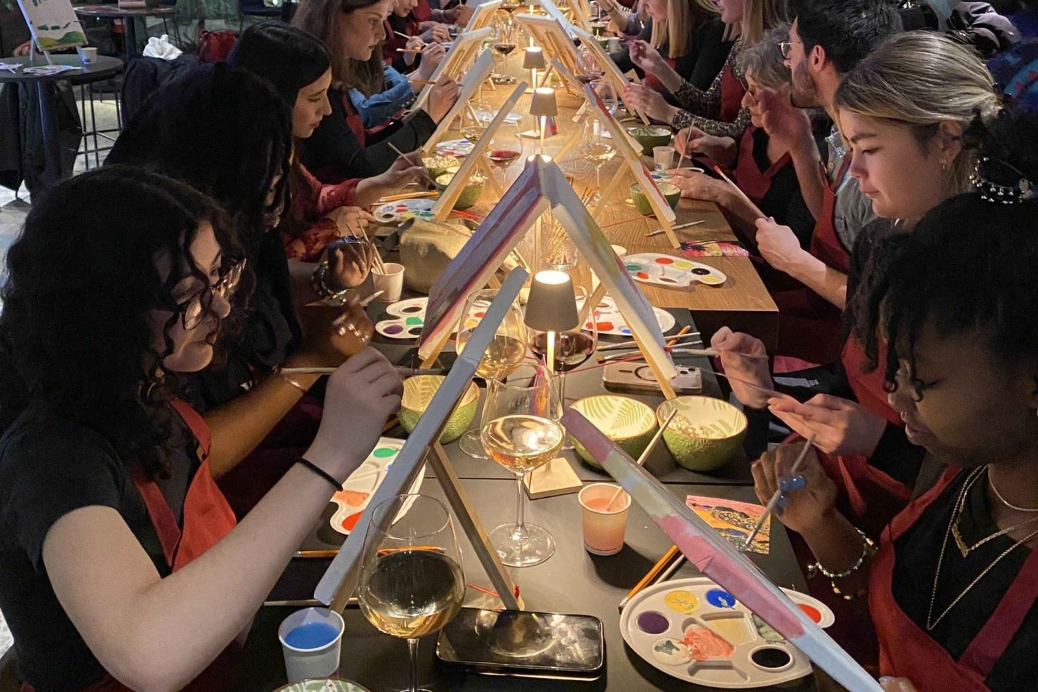 Esperienza di pittura Art and Wine Lab a Venezia e Milano