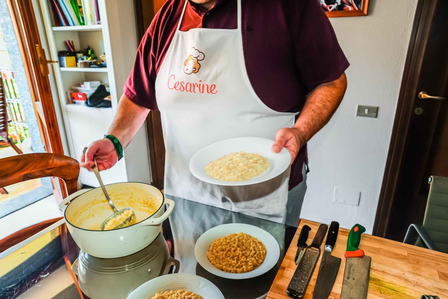 Autentyczne risotto w lokalnym domu w Mediolanie