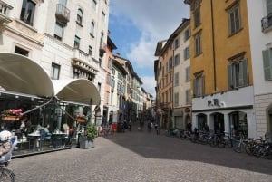 Bergamo: tour privato di 2,5 ore della Città Bassa