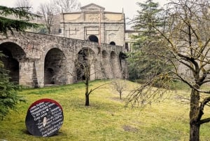 Bergamo: Città Alta Highlights Self-guided Walk