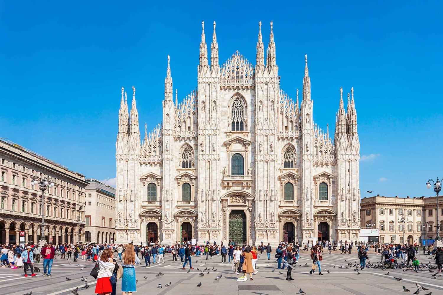 Duomo Delight: Rooftop Marvels!
