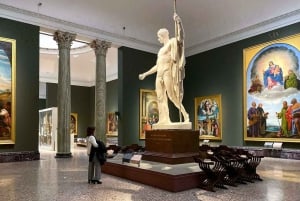 Explore Brera Gallery & Guided Walk in Brera District