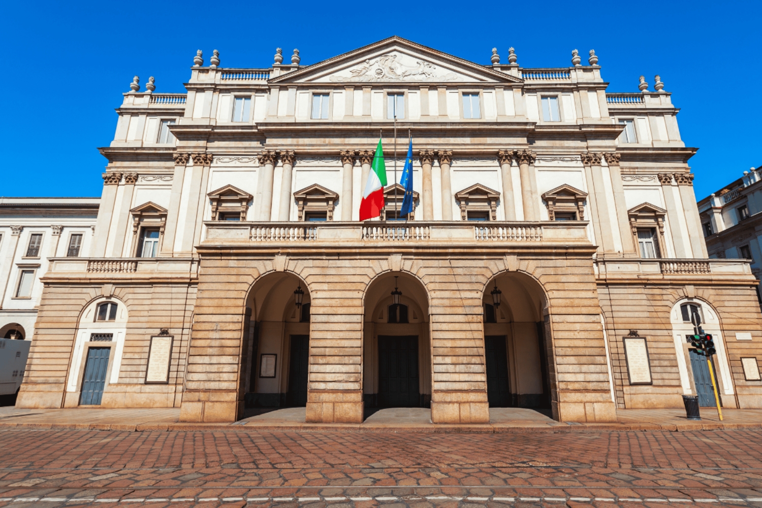 Første gang i Milano Tur til ikoniske steder med Paola!