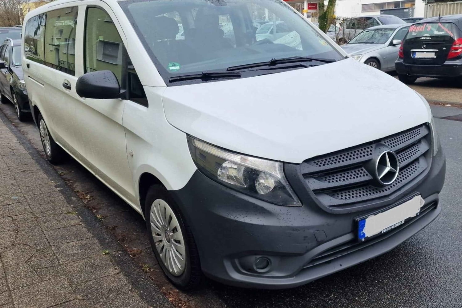 Frankfurt: Privat transport Frankfurt lufthavn og sentrum