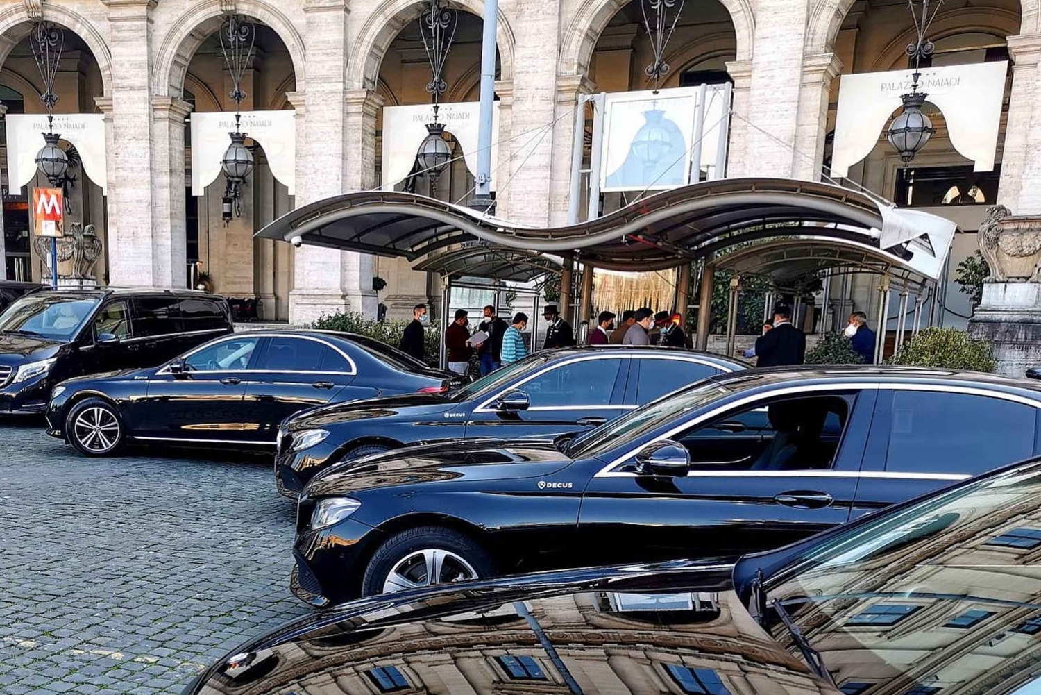 Desde el centro de Bellagio : Traslado privado de ida a Milán