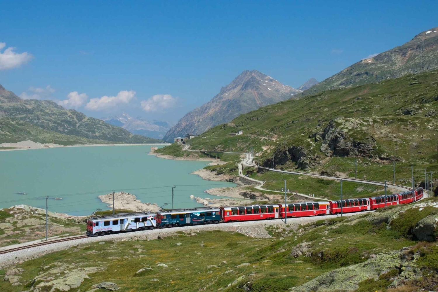 Von Mailand: Bernina Express Zug und St. Moritz Tour