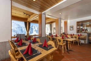 From Milan: Bernina Red Train & Lunch with Mountain Views