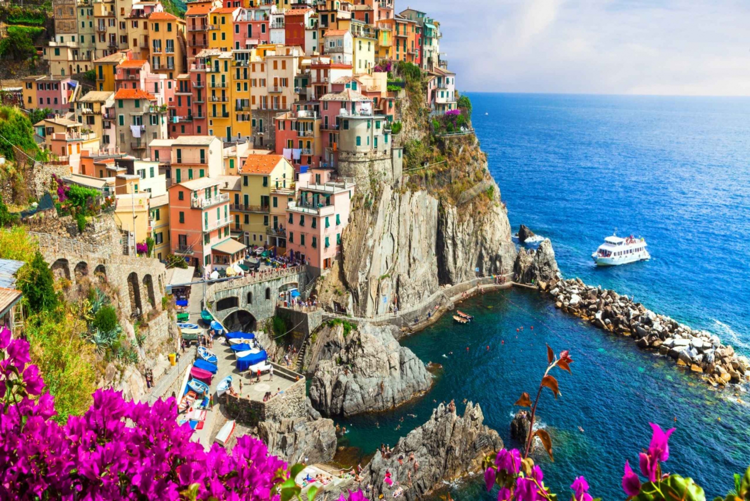 From Milan: Cinque Terre Private Tour by Car, Ferry or Train