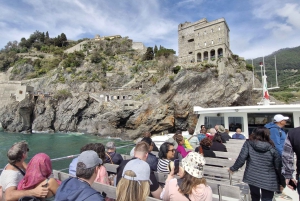 Depuis Milan : Cinque Terre avec Portovenere et croisière en bateau