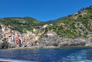 Depuis Milan : Cinque Terre avec Portovenere et croisière en bateau