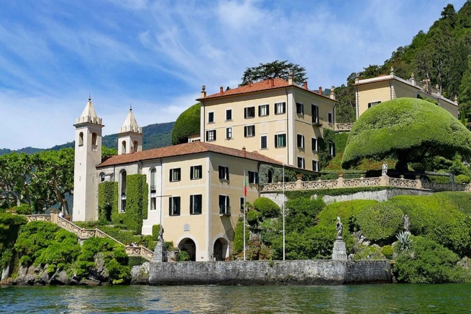 From Milan: Guided Tour of Como & Lake Como