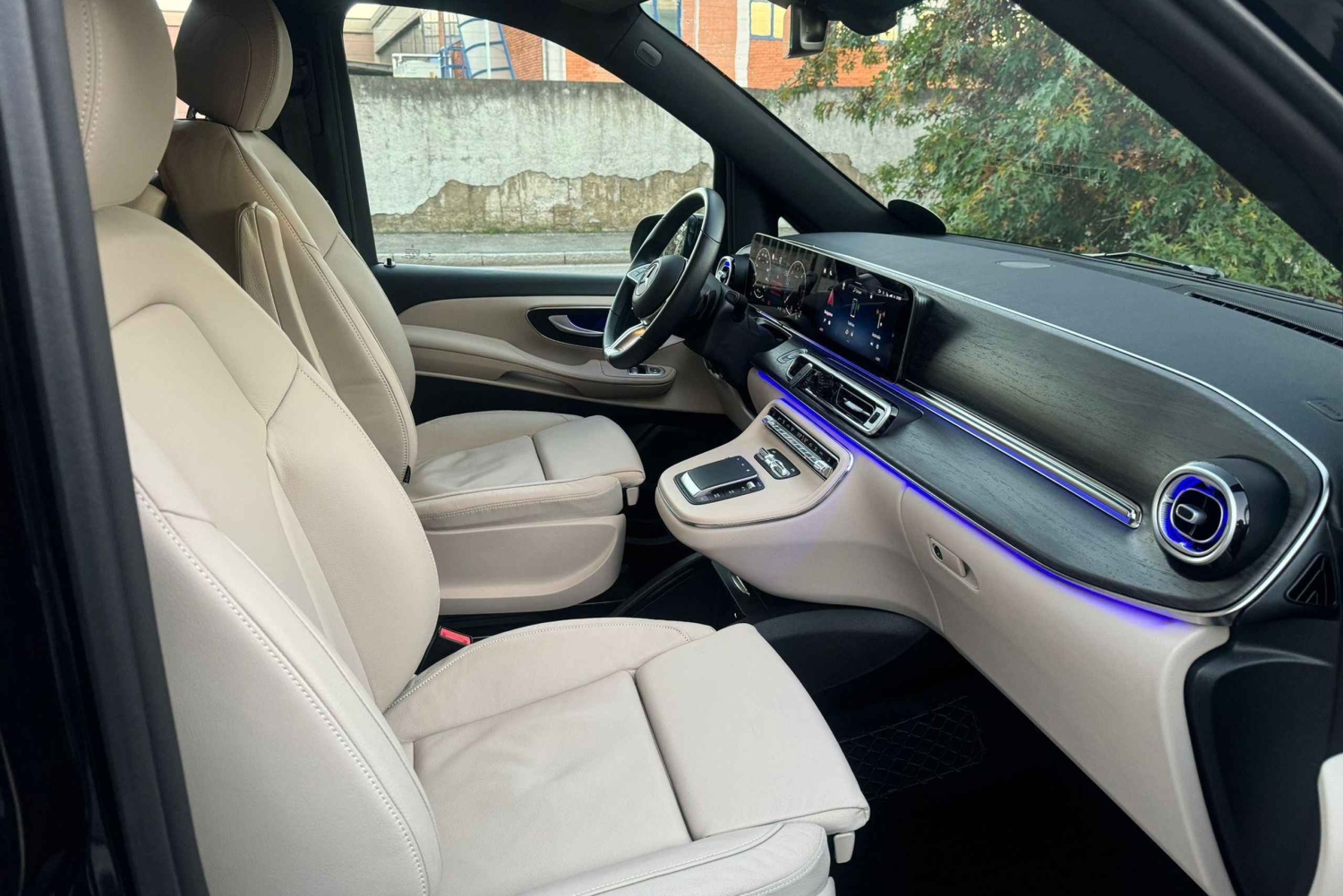 From Milan: Private 1-Way Transfer to Linate airport