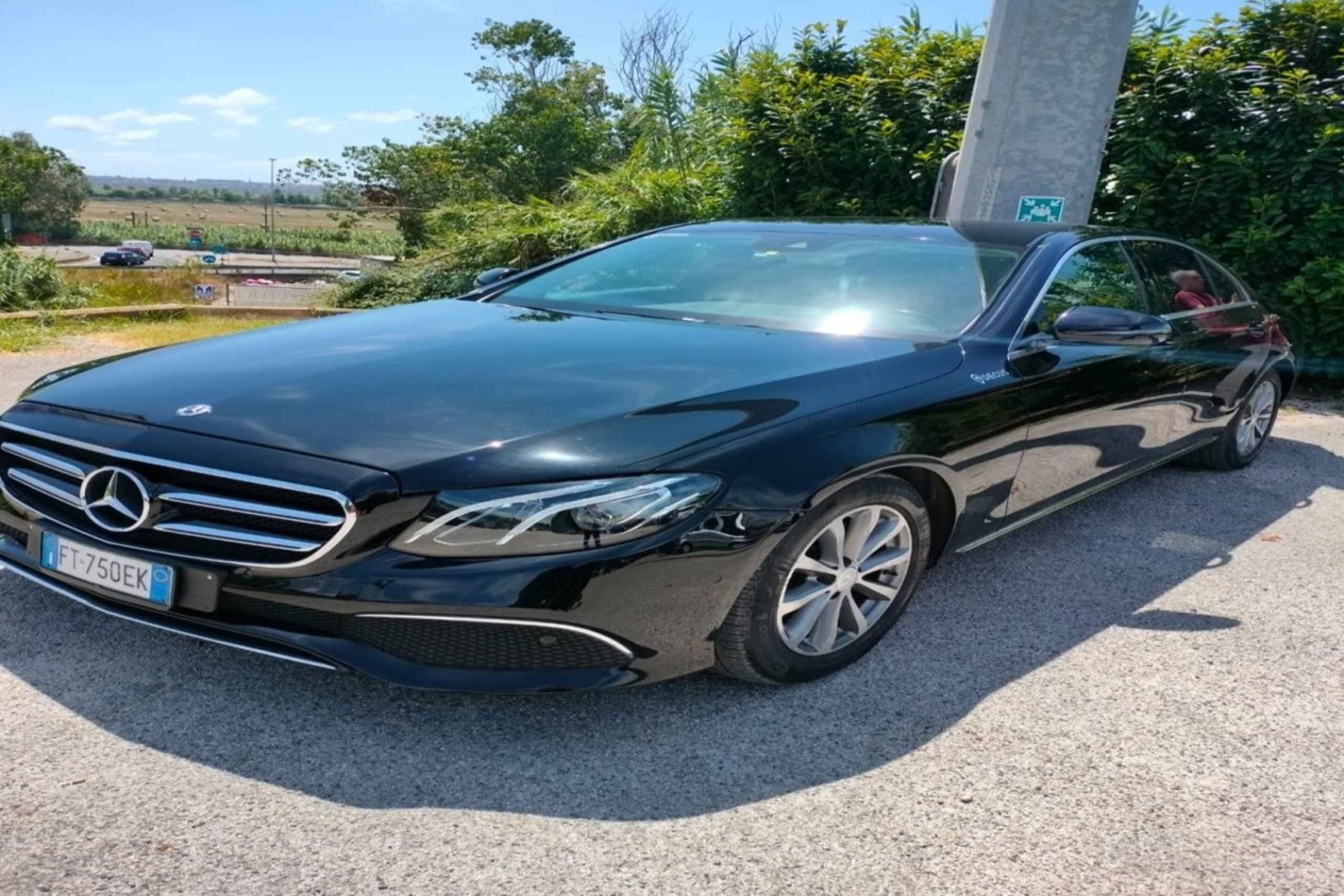 From Milan: Private 1-Way Transfer to Linate airport