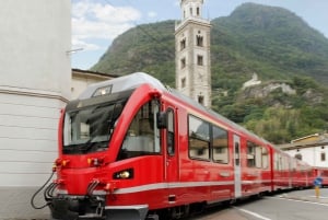 Från Milano: St Moritz & Alperna Dagstur med Bernina Röda Tåg