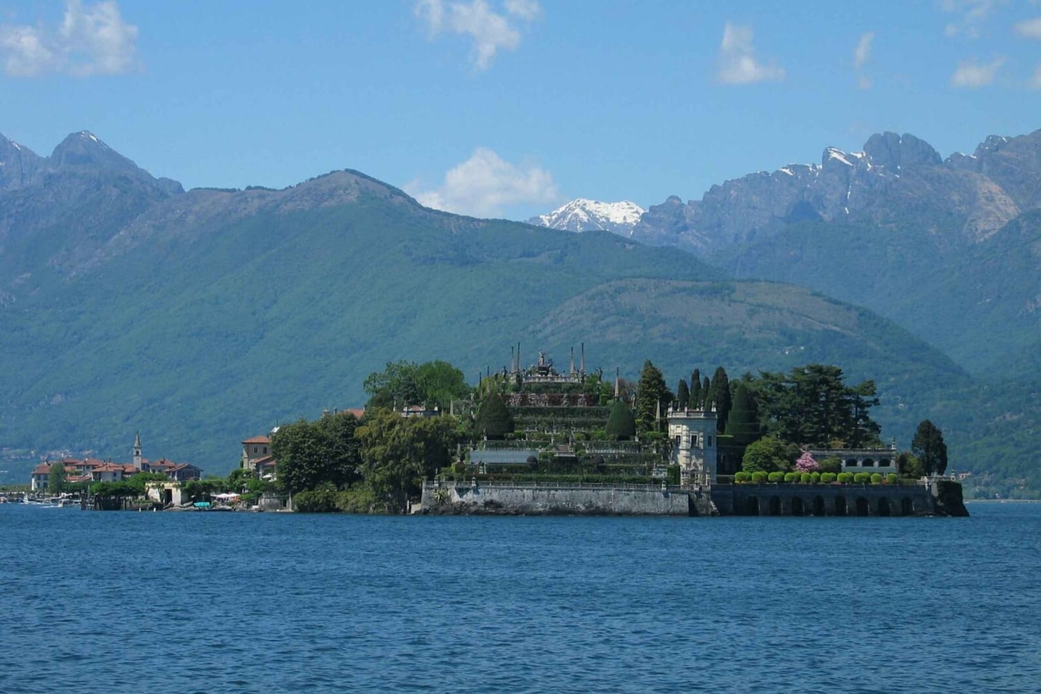 From Milan: Stresa, Alps, & Lake Maggiore Full-Day Tour