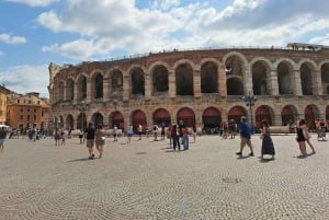 From Milan: Verona, Sirmione and Lake Garda with Boat Cruise