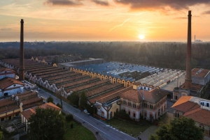 Guidad tur i arbetarbyn Crespi d'Adda bland kuriosa och hemligheter