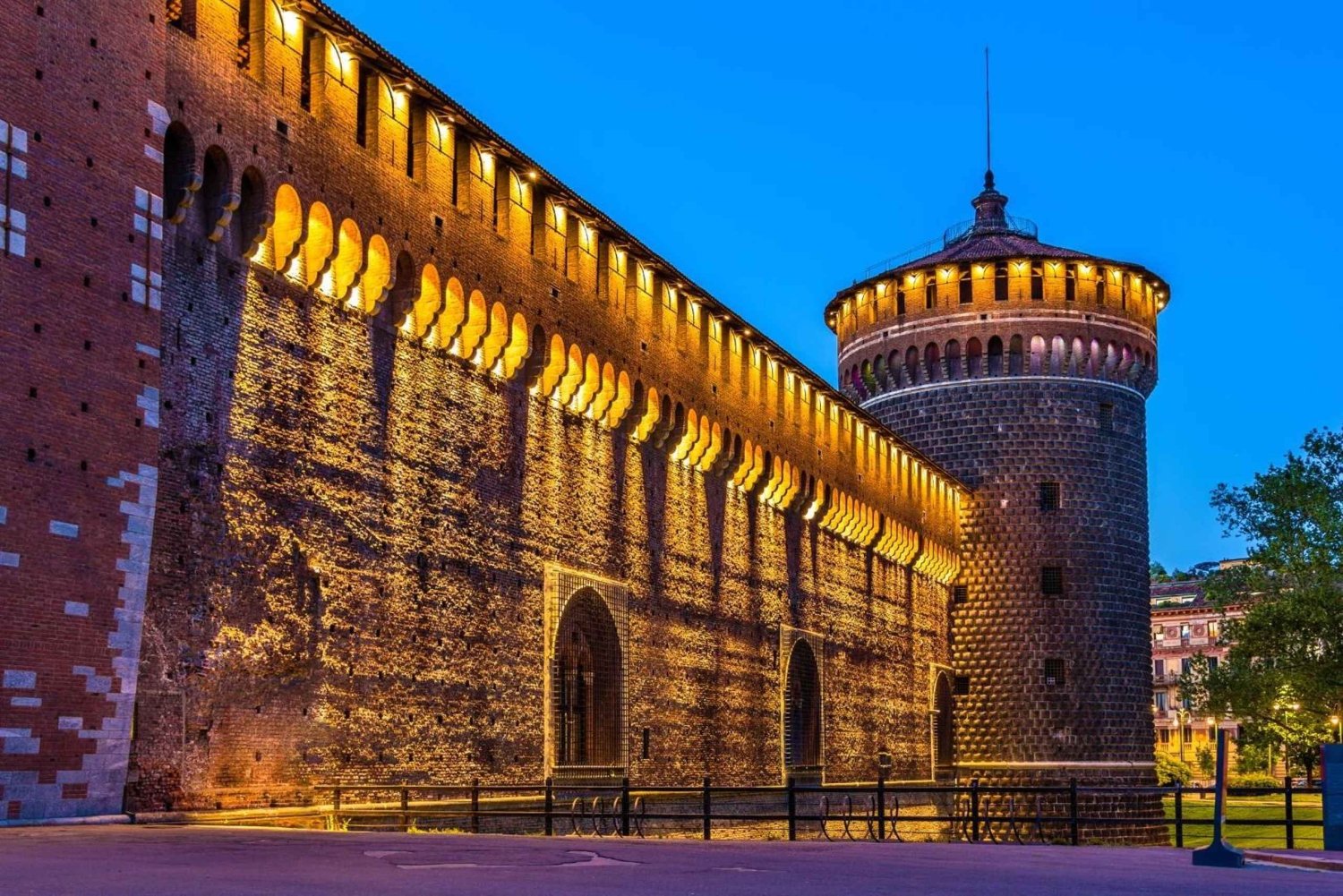 Intrigas no Castelo Sforzesco: entre luxo e vida cotidiana