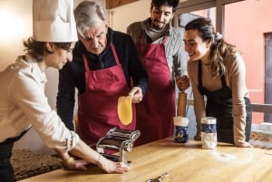 Italy: Pasta and Tiramisu Cooking Class at Home