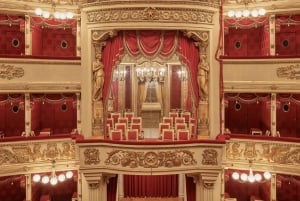 La Scala Theatre & Museum Tour Plus Walking Tour