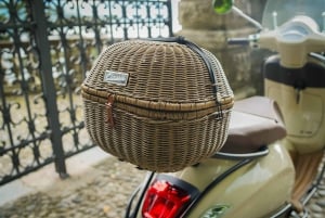 Lago Como: Aluguer de Vespa por um dia inteiro e espreguiçadeiras no Beach Club