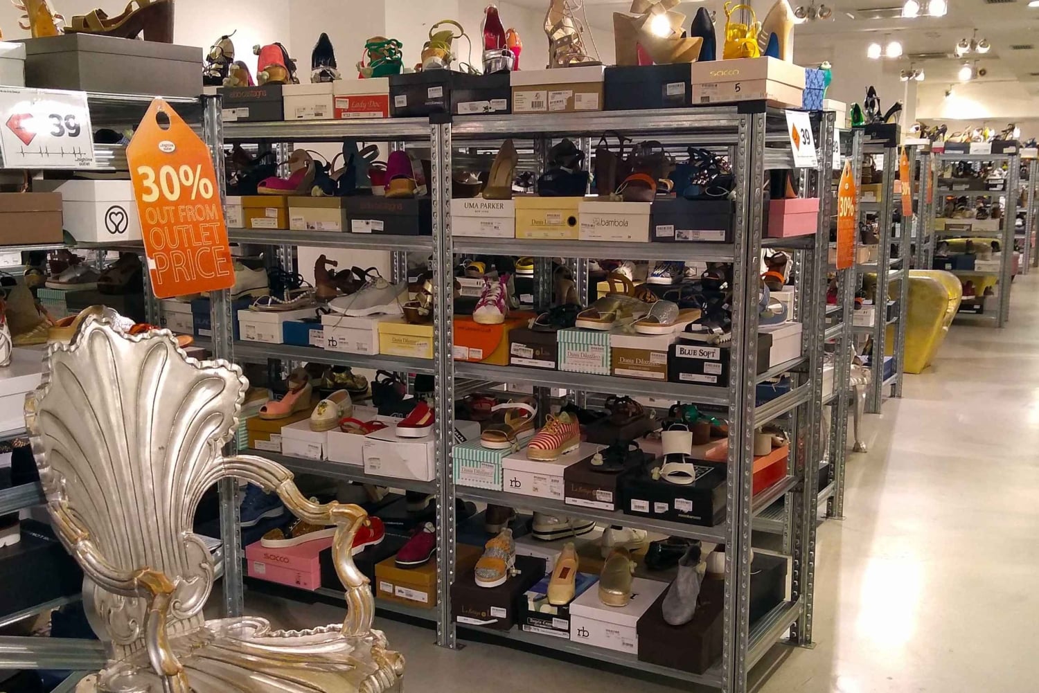 Luksusmote på røverkjøpsjakt