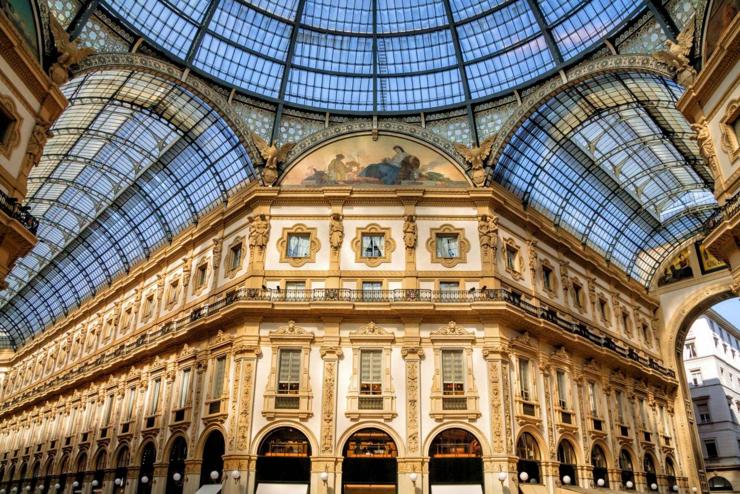 Magic of Milan: Full Day Small Group Tour of the Highlights