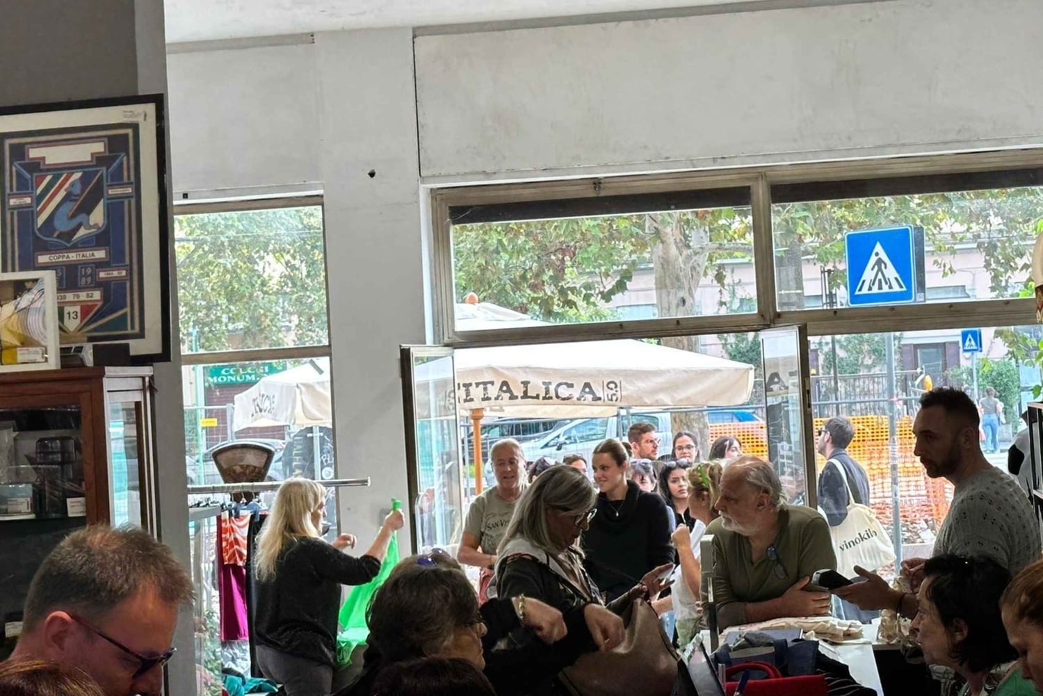 Milan: All You Can Kilo - Vintage Store