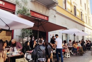 Milan: Aperitivo Tour with Street Food