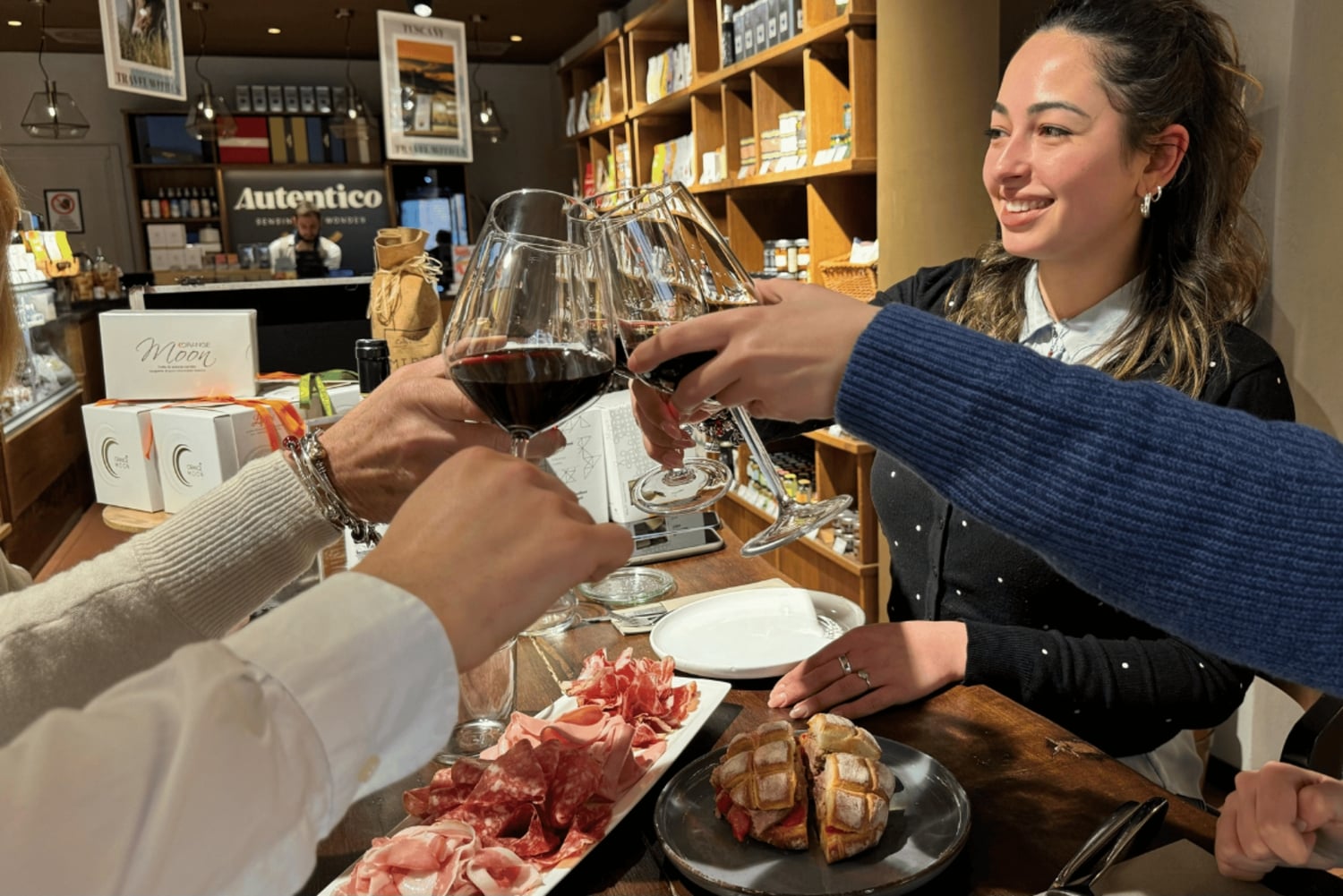 Milan: Aperitivo with Food Selection & a Glass of Wine