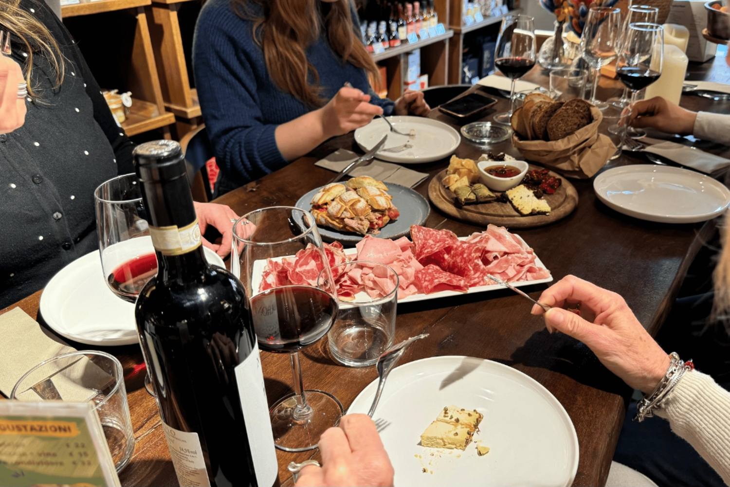 Milan: Aperitivo with Food Selection & a Glass of Wine