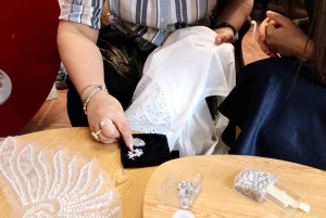 Milan: Artisan Embroidery Experience - Create your T-shirt