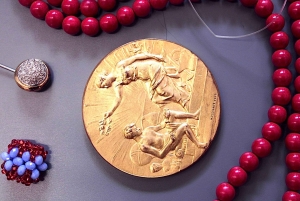 Mediolan: Doświadczenie haftu artystycznego - stwórz swoją koszulkę