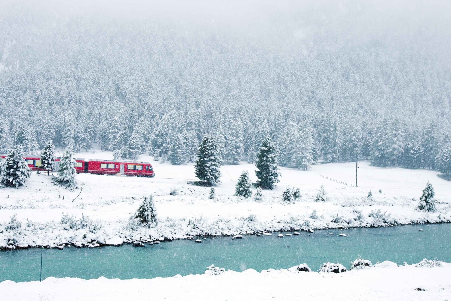 Milan : Billets pour les trains de la Bernina et des Glaciers et visite de Sankt Moritz
