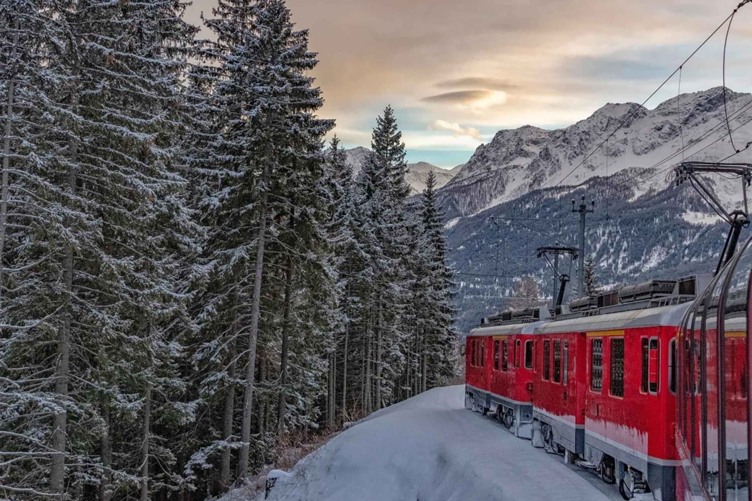 Milán: viaje en el tren rojo Bernina y tour de 1 día de St. Moritz