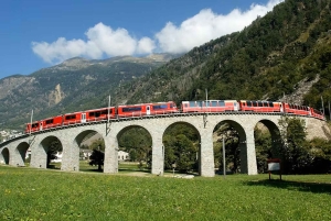 Milán: viaje en el tren rojo Bernina y tour de 1 día de St. Moritz