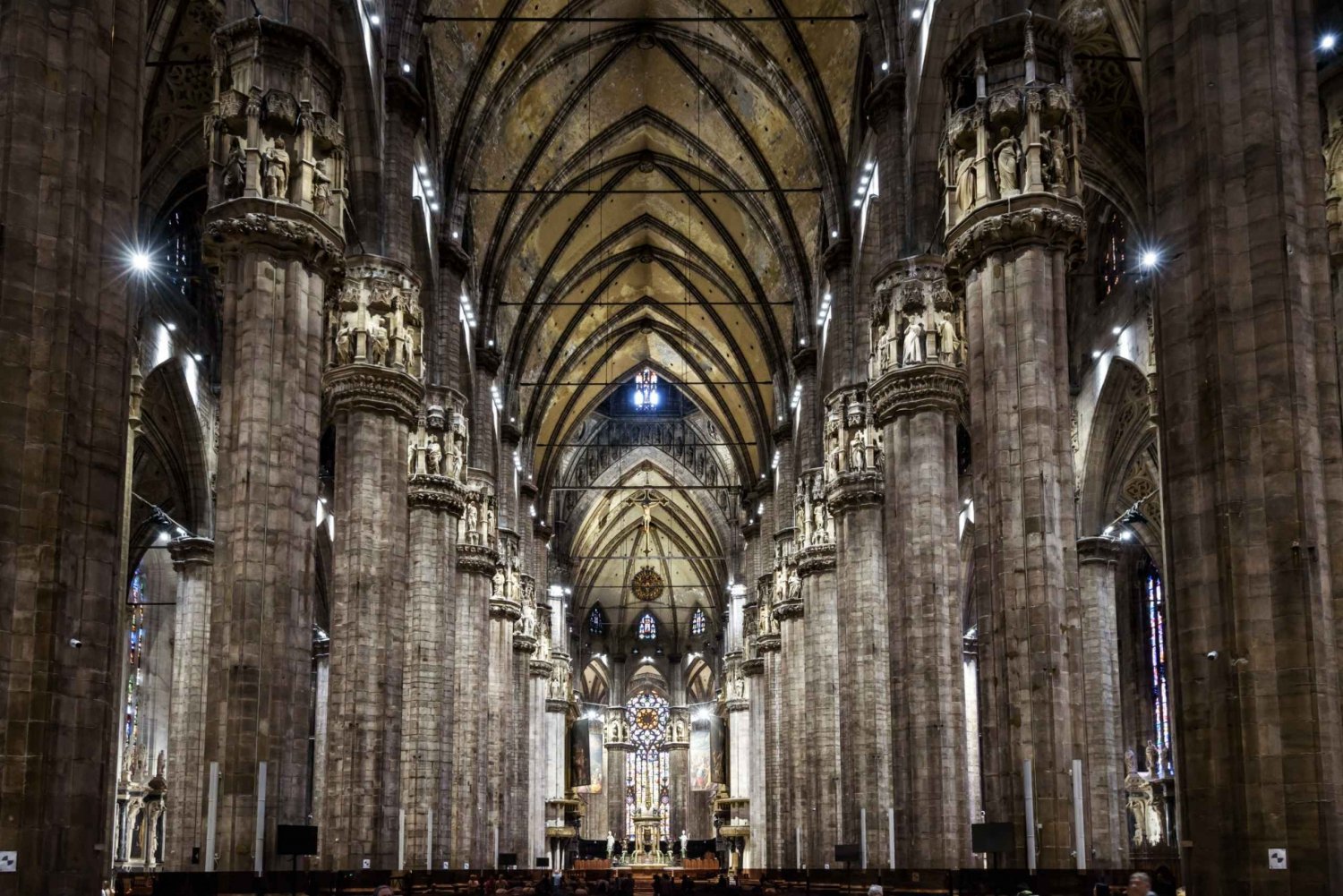 Milan: Best of Walking Tour with Duomo Visit