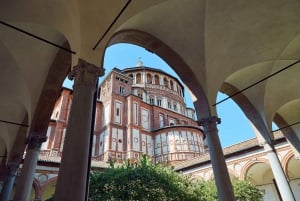 Milan: Best of Walking Tour with Duomo Visit