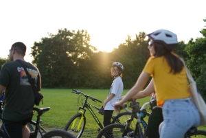 Milan: Bike Tour with Picnic on the turtle lake