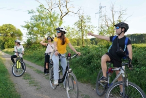 Milan: Bike Tour with Picnic on the turtle lake