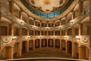 Milão: Passagem de ônibus e trem de/para Finalborgo