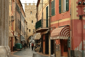 Mailand: Bus & Bahn Ticket von/nach Noli