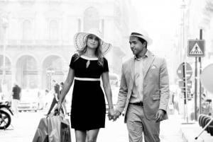 Milan: Central City Tour by Vintage Fiat 500 (2 hs, 2 stops)