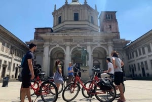 Milan: City Highlights Bike Tour